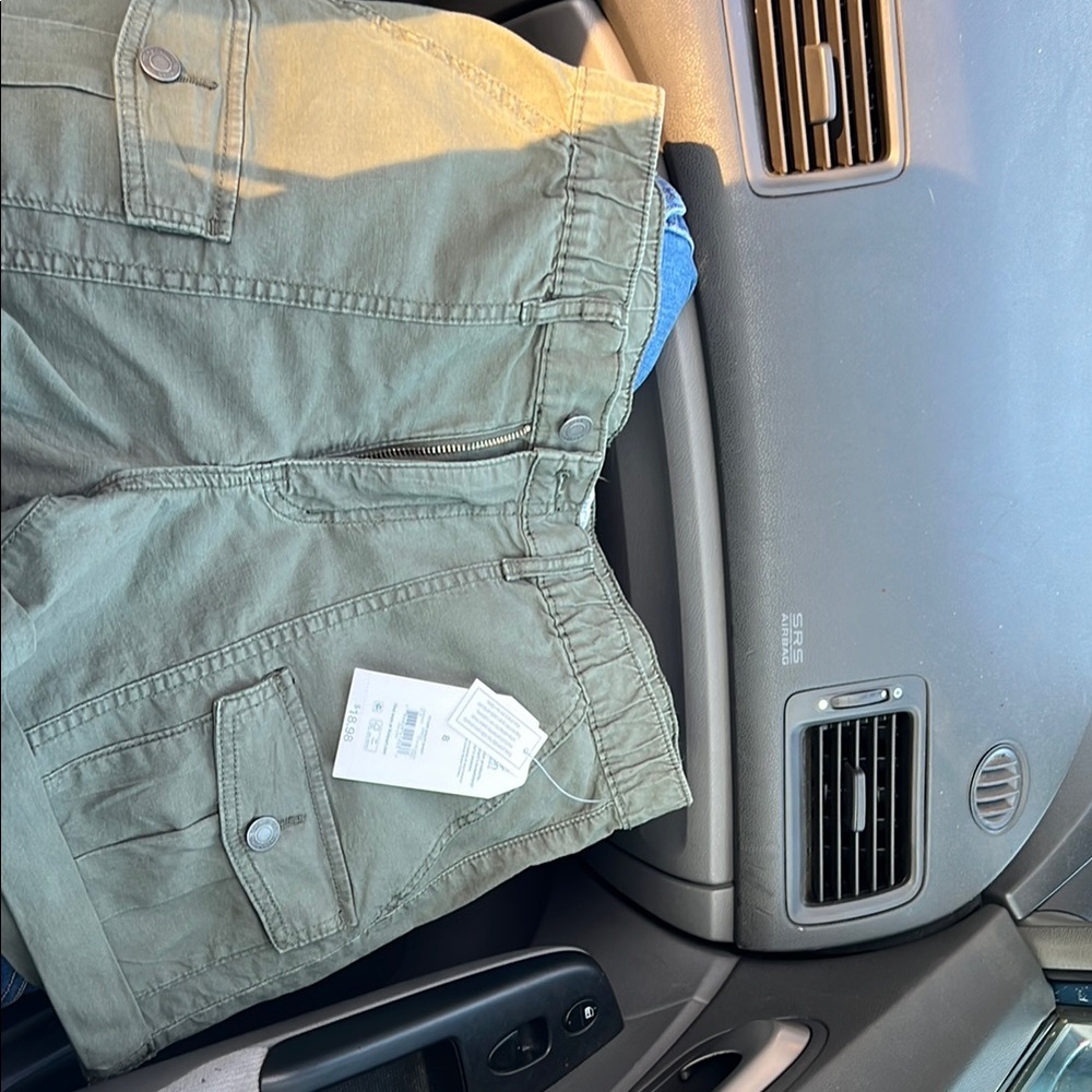 Time and Tru Women's Cargo Shorts - Olive Green